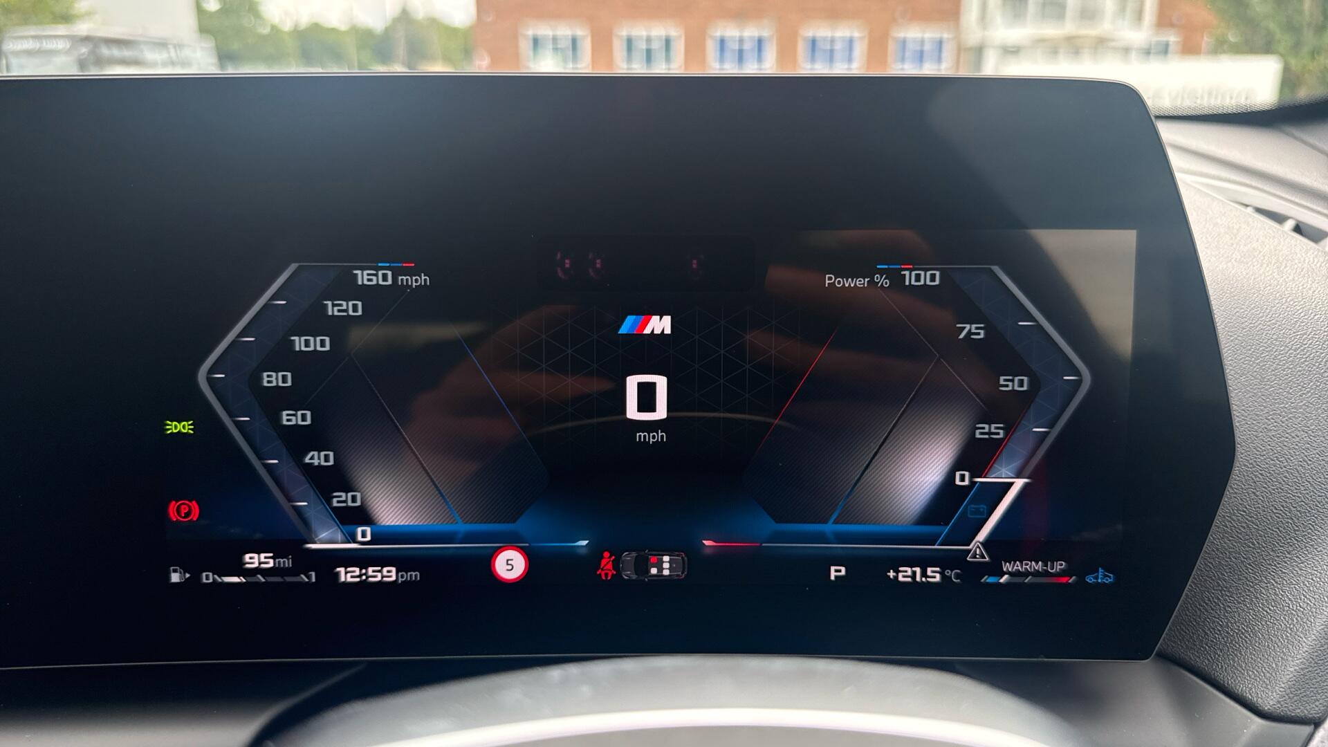 BMW 1 Series view 9