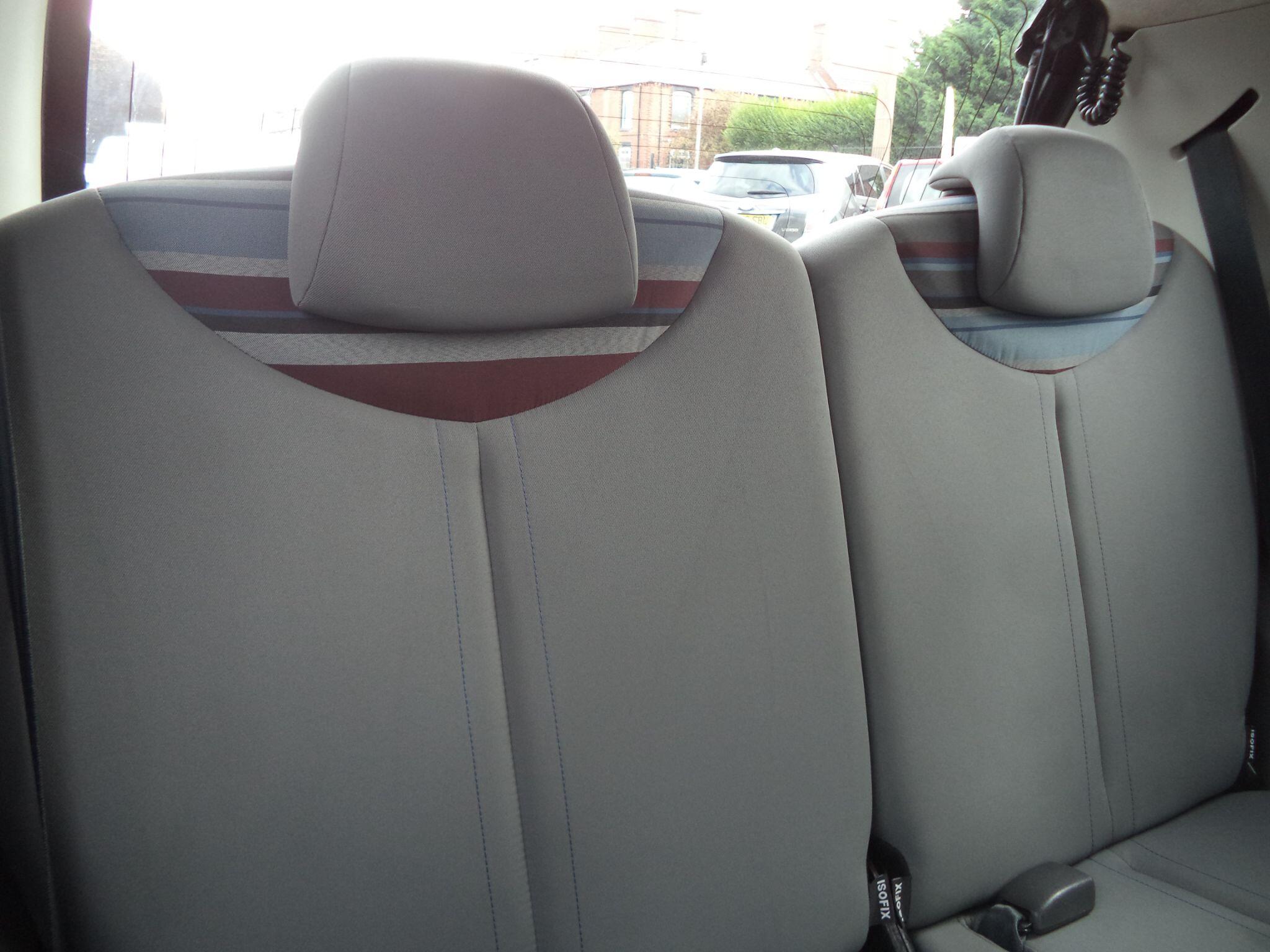 Citroen C1 view 34