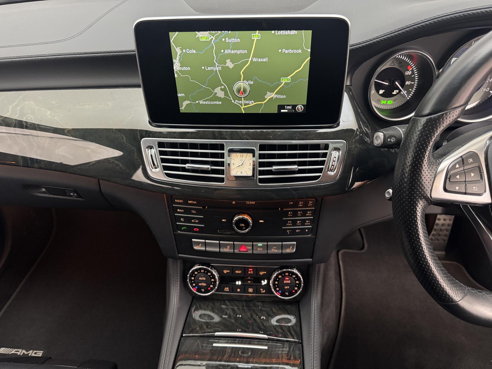 Mercedes-Benz CLS view 66
