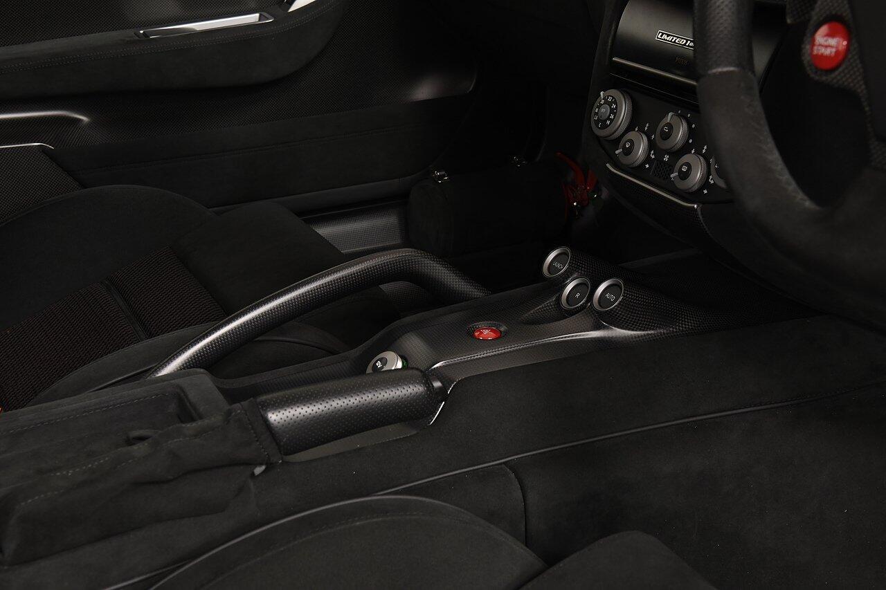 Ferrari 599 view 16