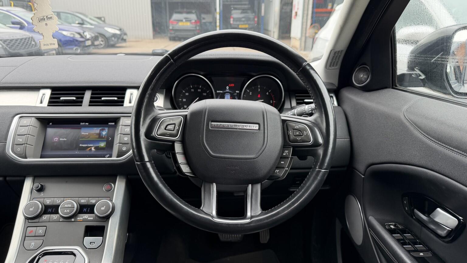 Land Rover Range Rover Evoque view 29