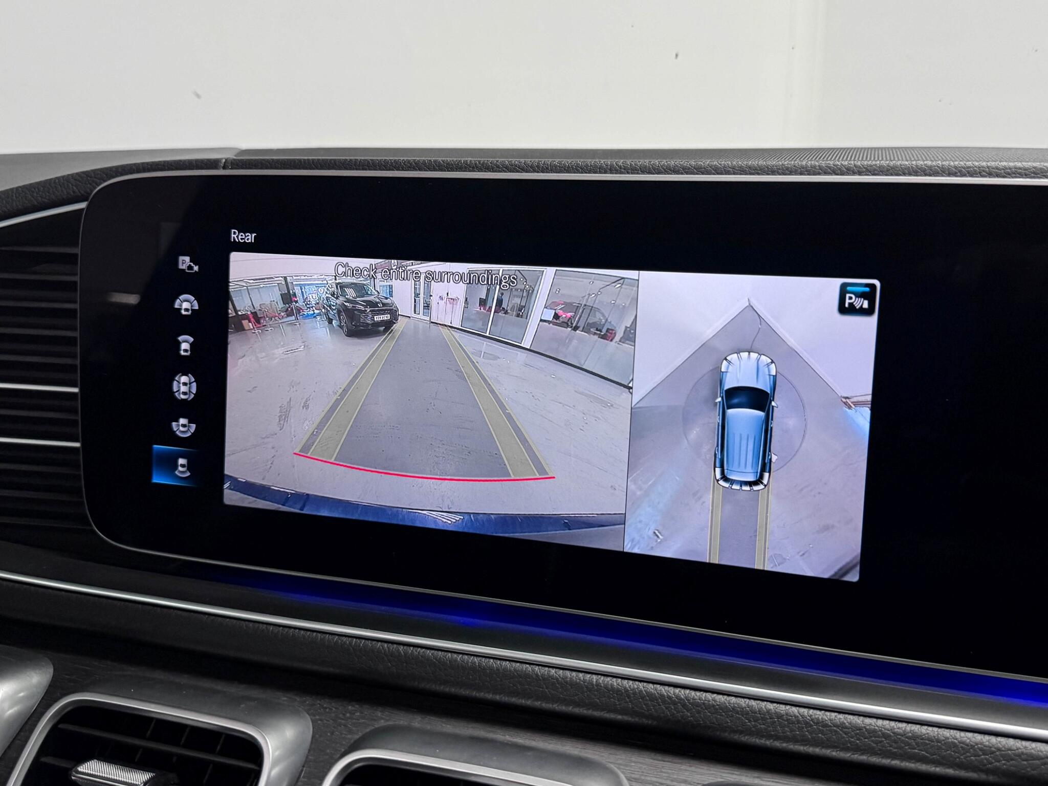 Mercedes-Benz GLE view 74