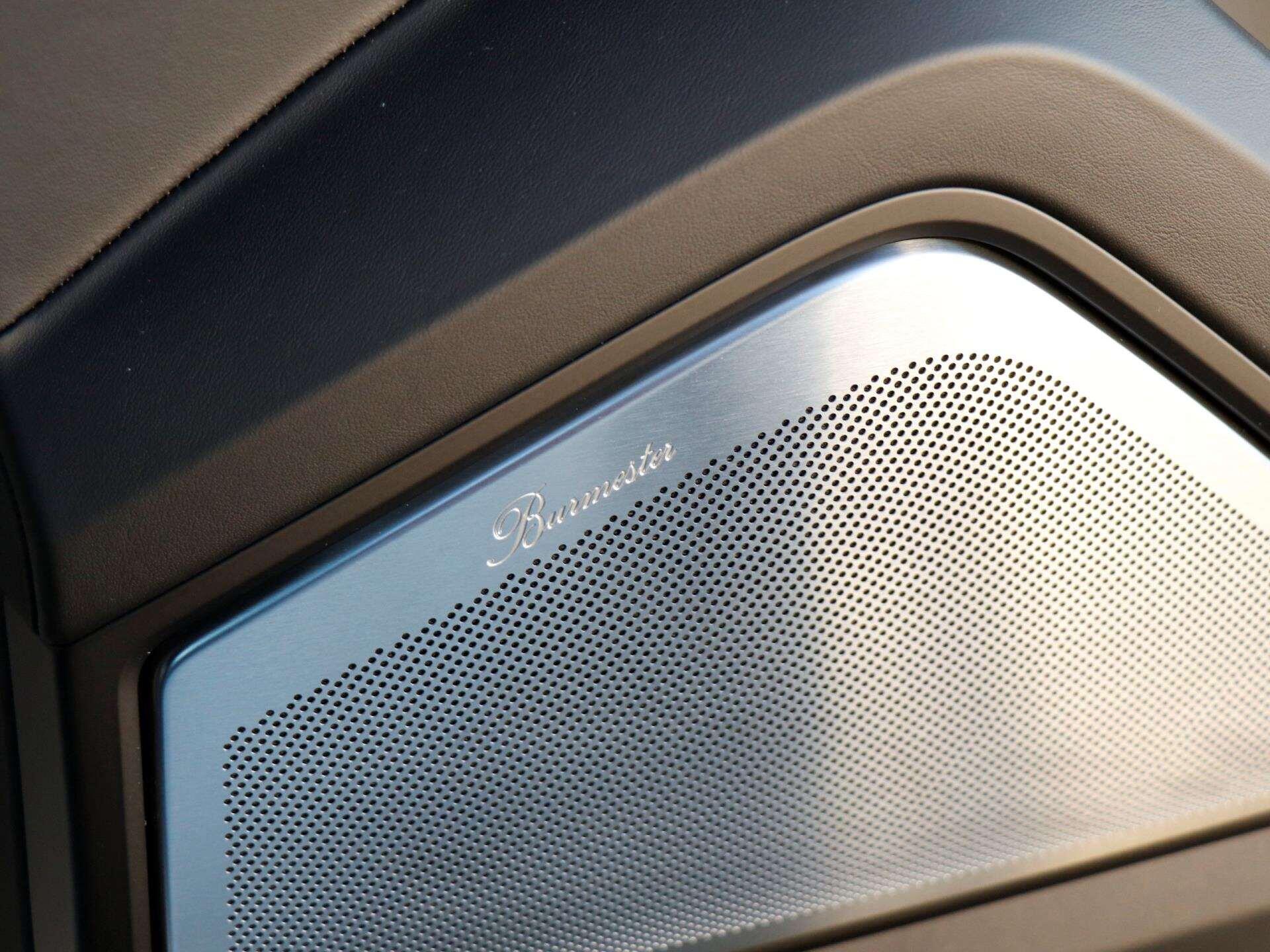 Porsche Cayenne view 22