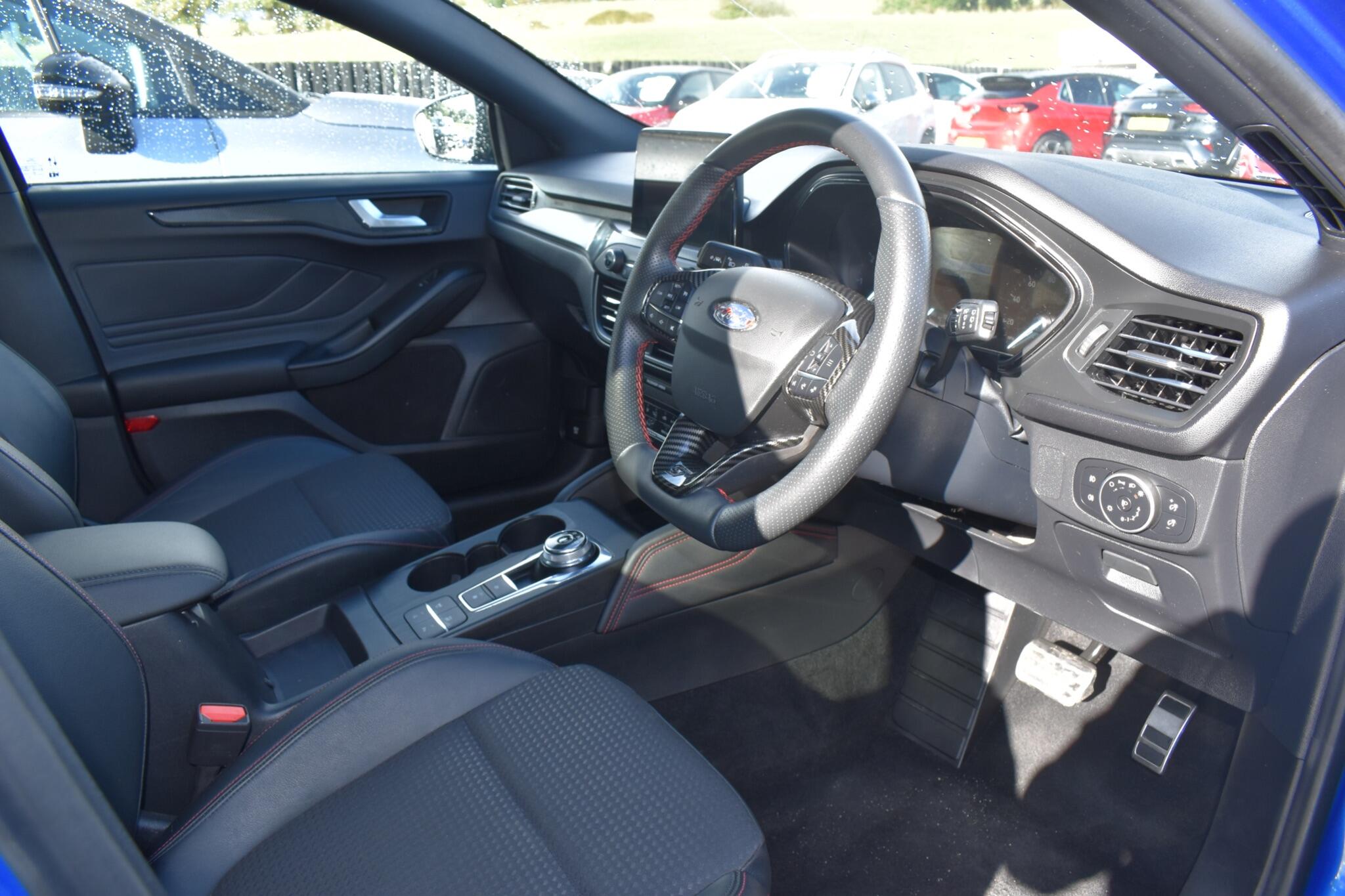 Focus - 1.5 EcoBlue ST-Line X Auto Euro 6 (s/s) 5dr - Image 25