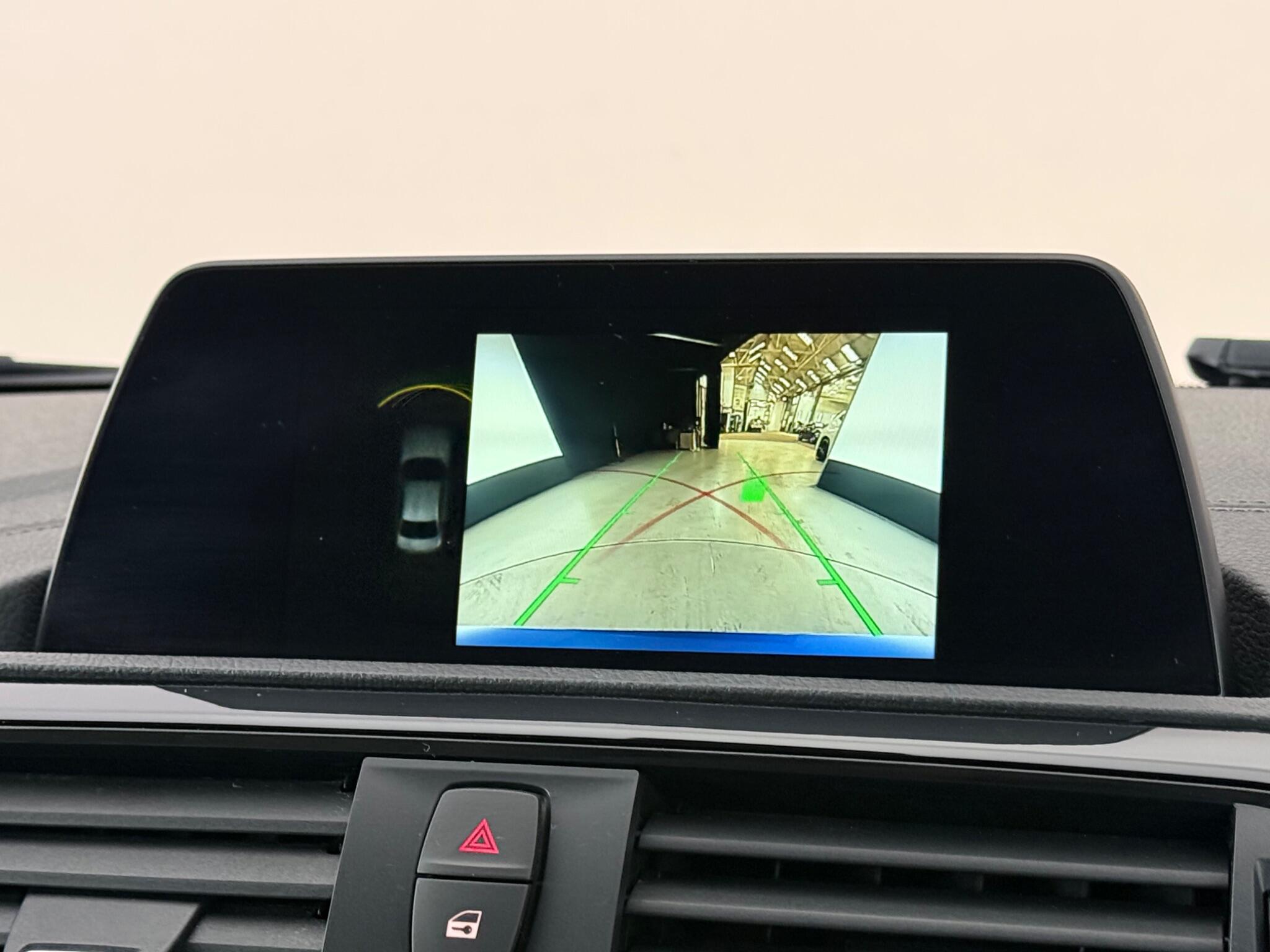 BMW 2 Series view 28