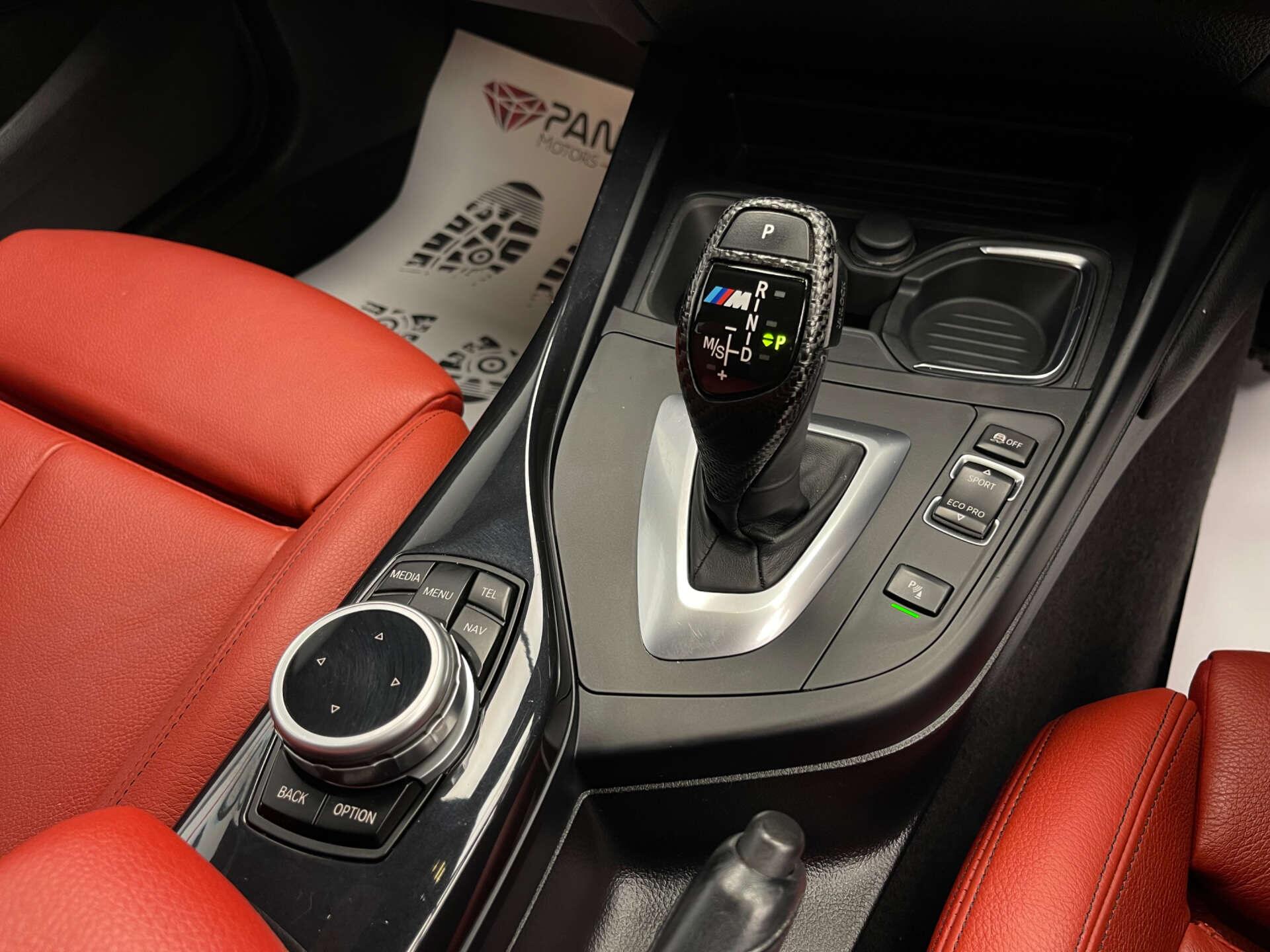 BMW 1 Series view 23
