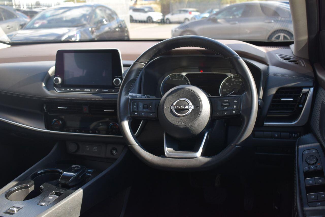 Nissan X-Trail view 17