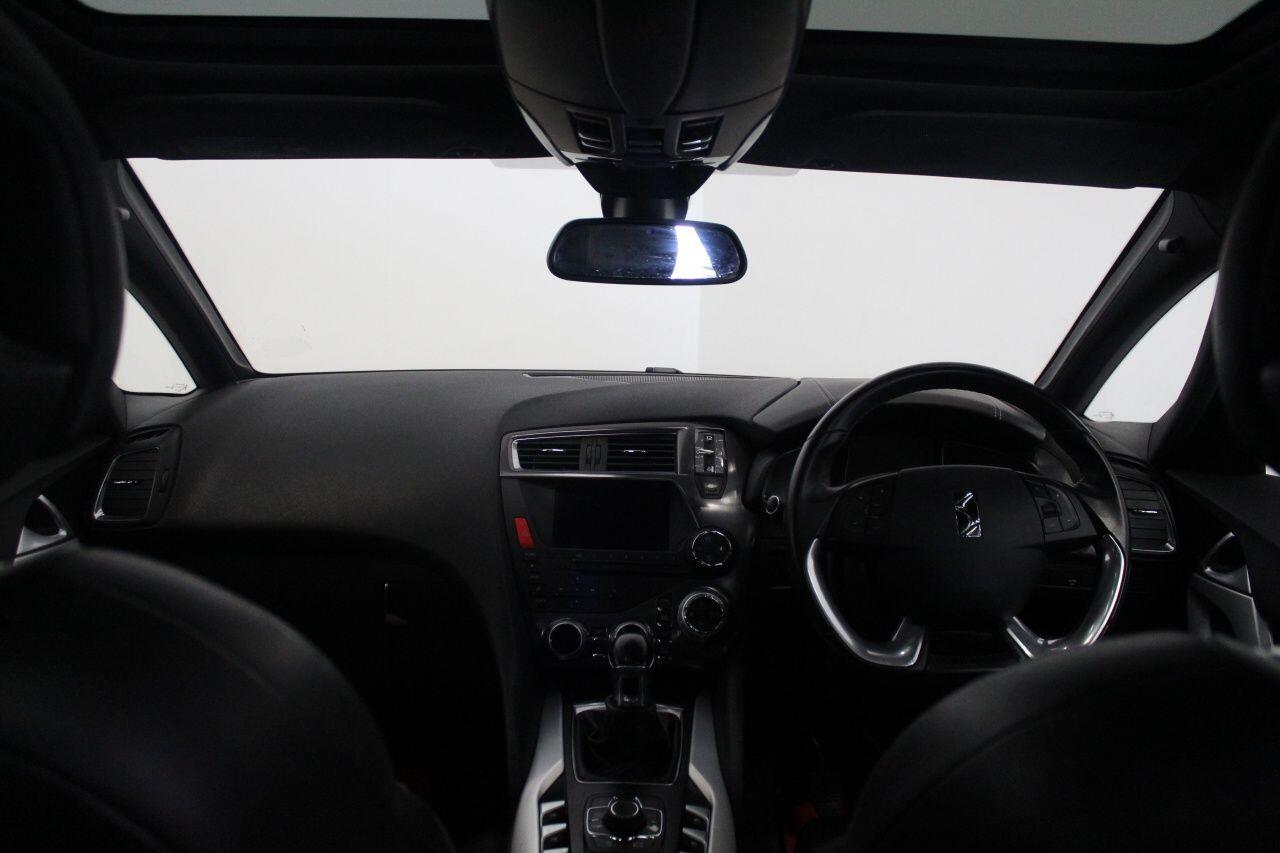 Citroen DS5 view 30
