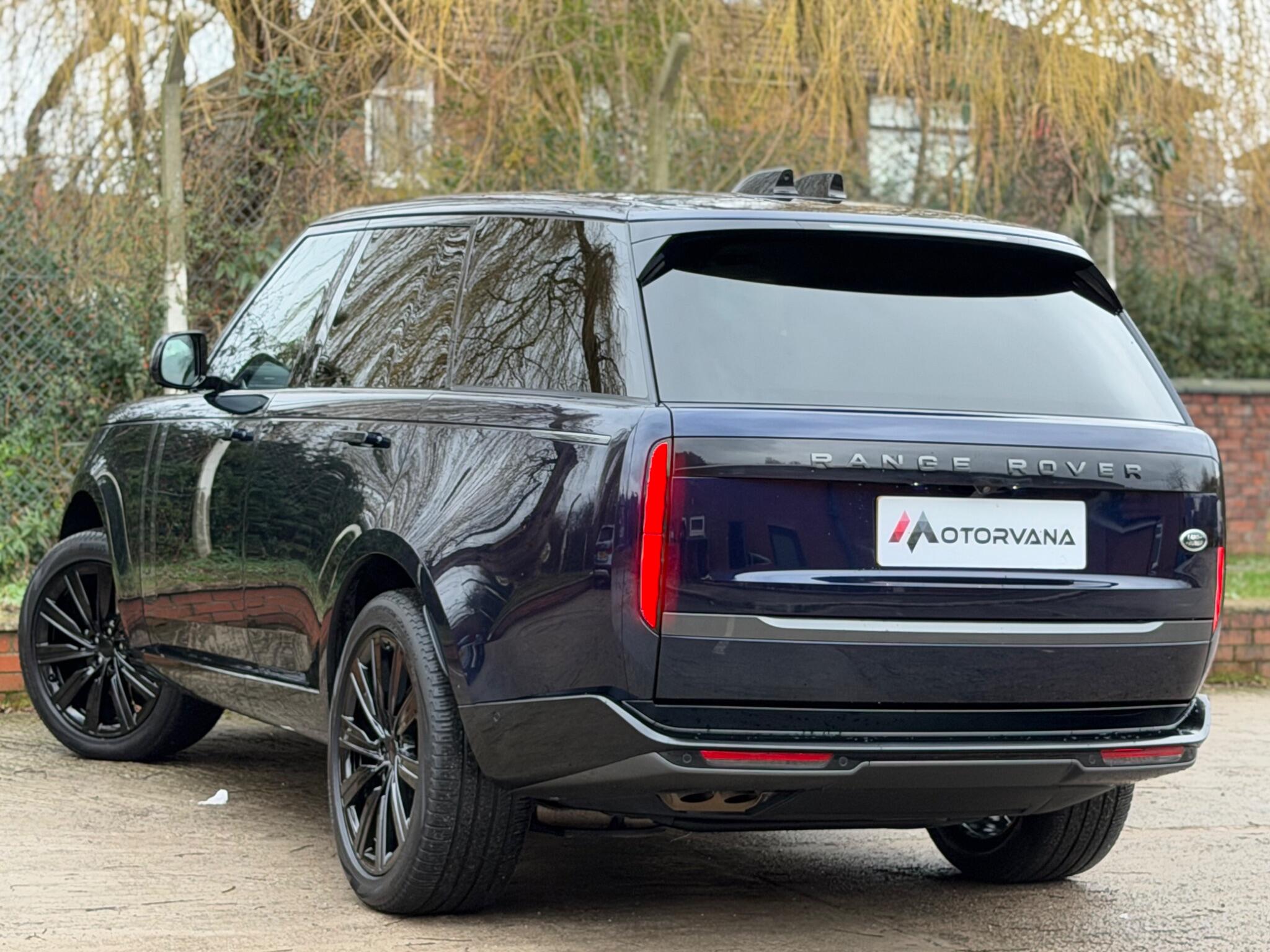 Land Rover Range Rover view 11