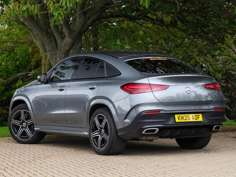 Mercedes-Benz GLE view 2