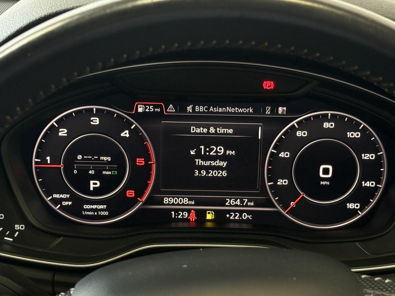 Audi Q5 view 42