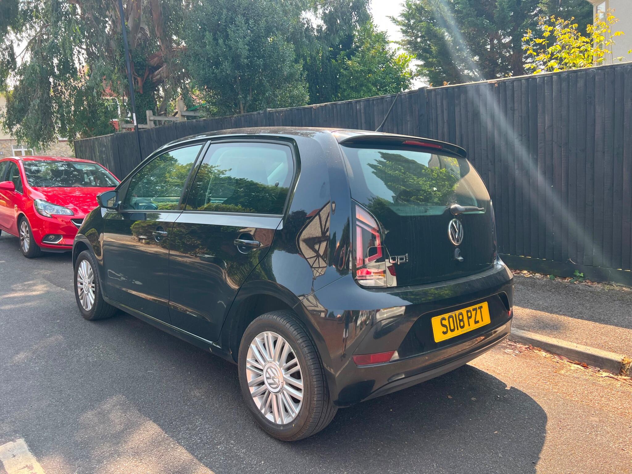 Volkswagen Up! view 6