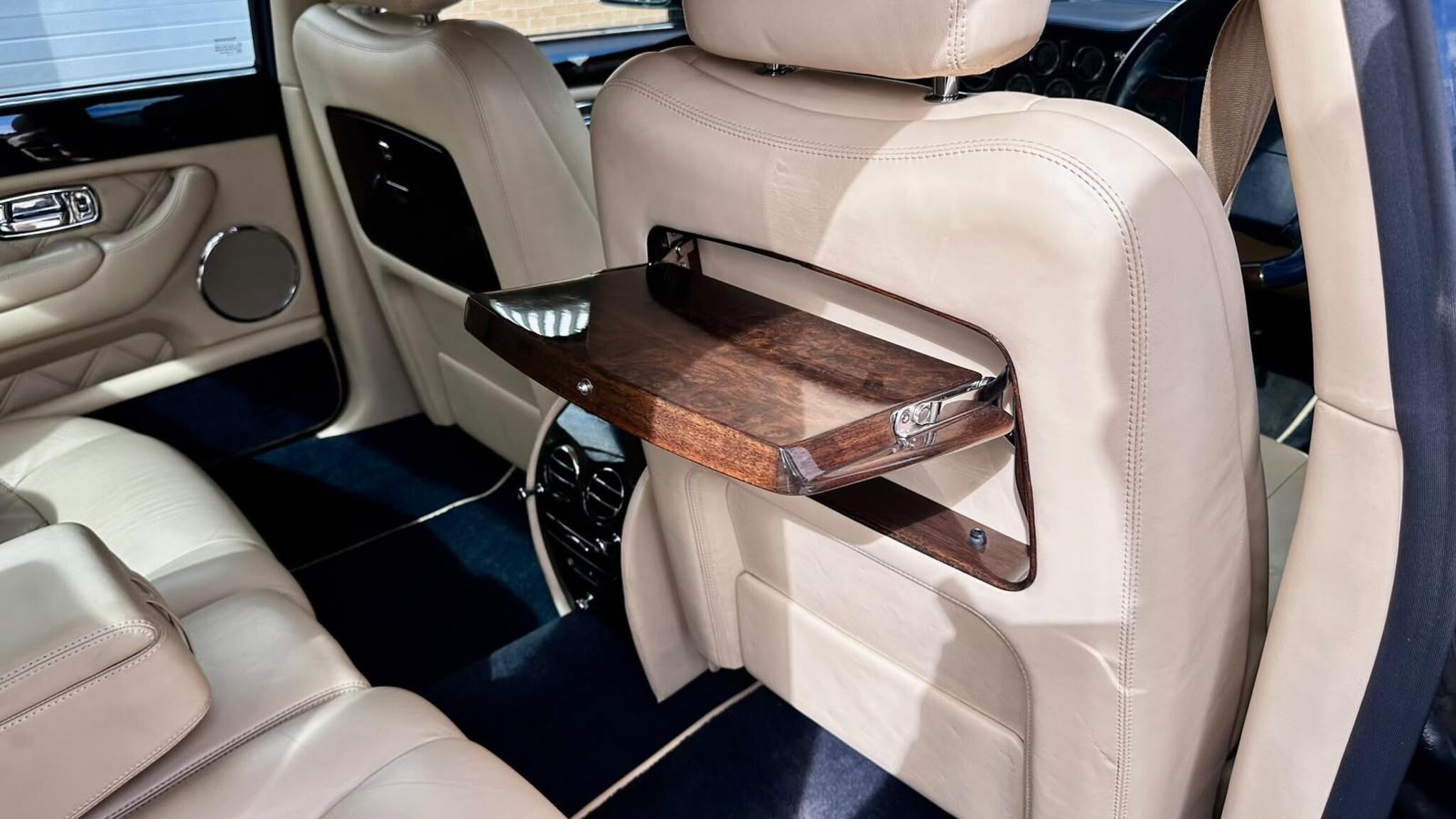 Bentley Arnage view 33