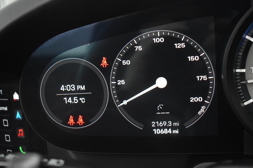 Porsche 911 view 65