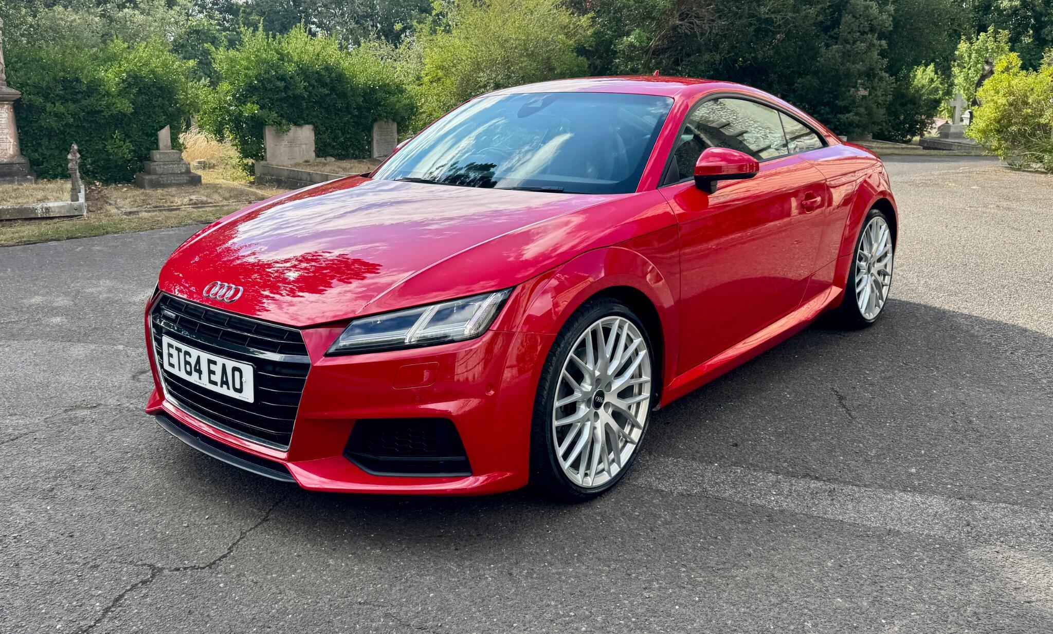 Audi TT view 10