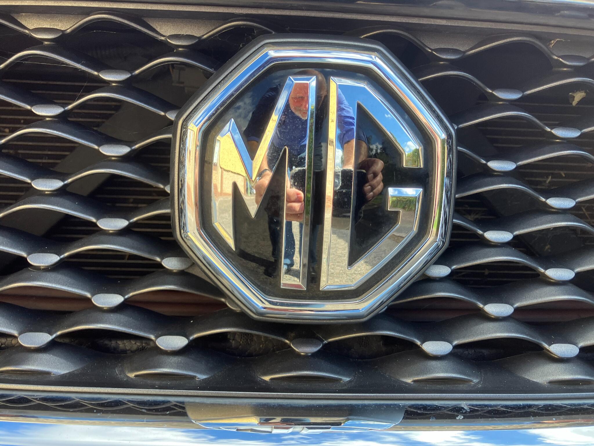 MG MG3 view 23