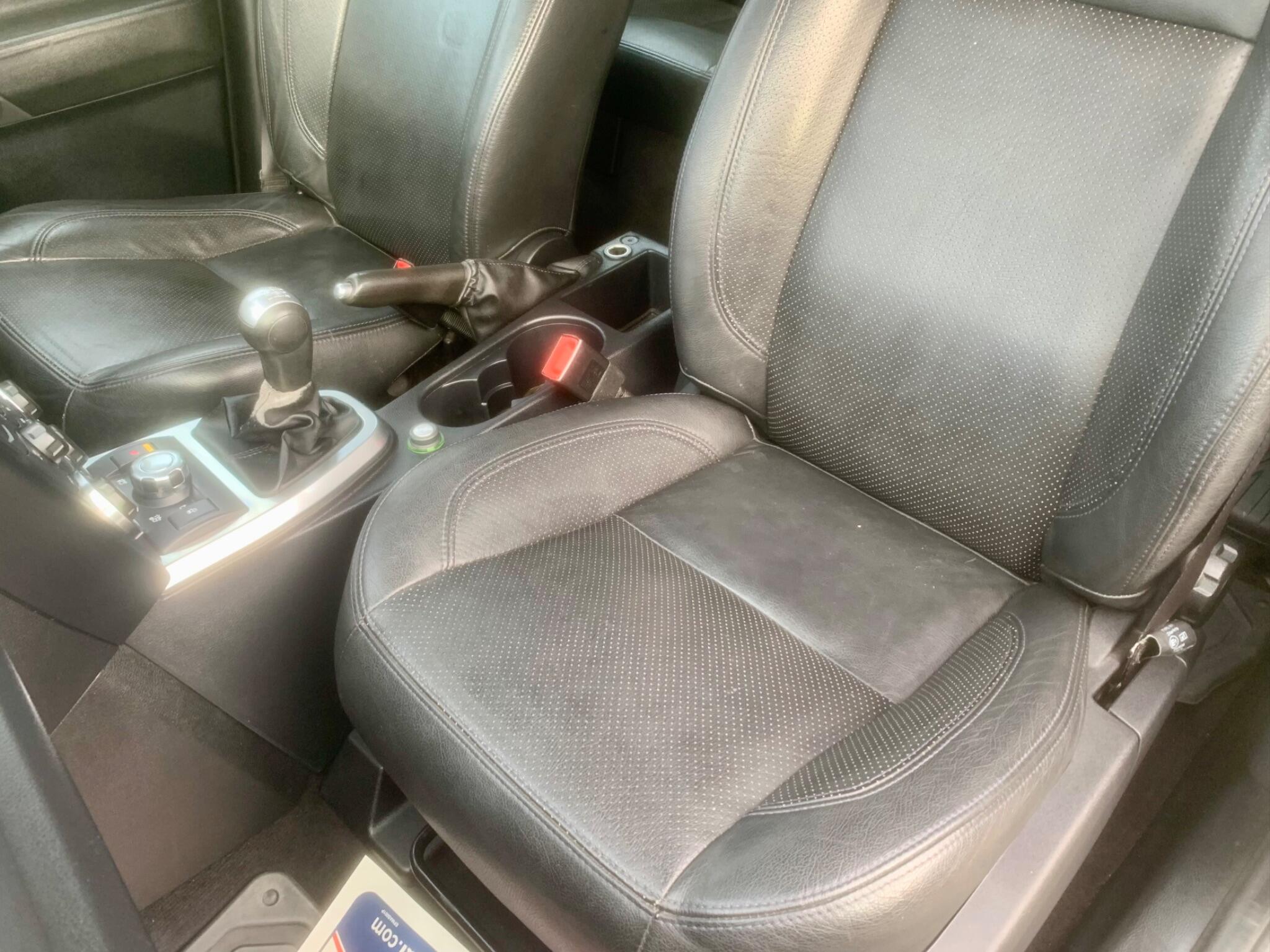 Land Rover Freelander 2 view 24