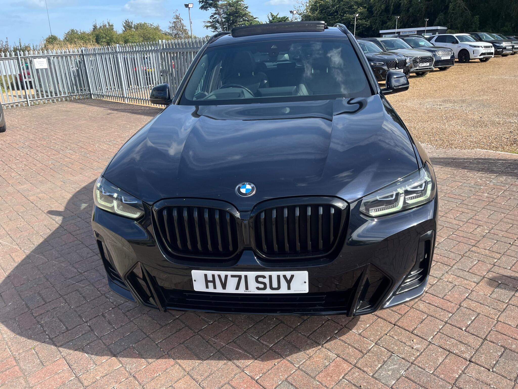 BMW X3 view 31
