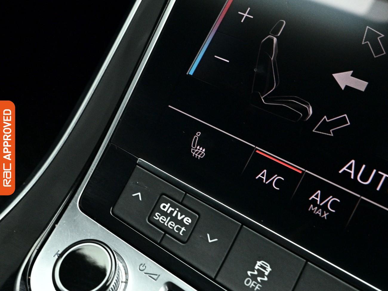 Audi Q7 view 19