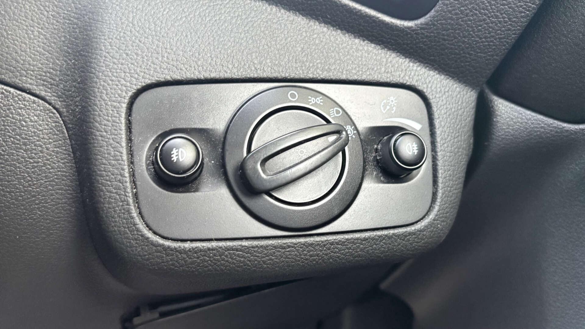 Ford Kuga view 22