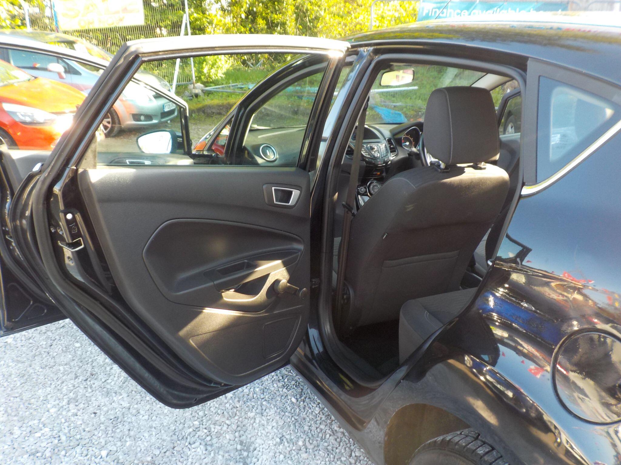 Ford Fiesta 1.25 Zetec 5dr