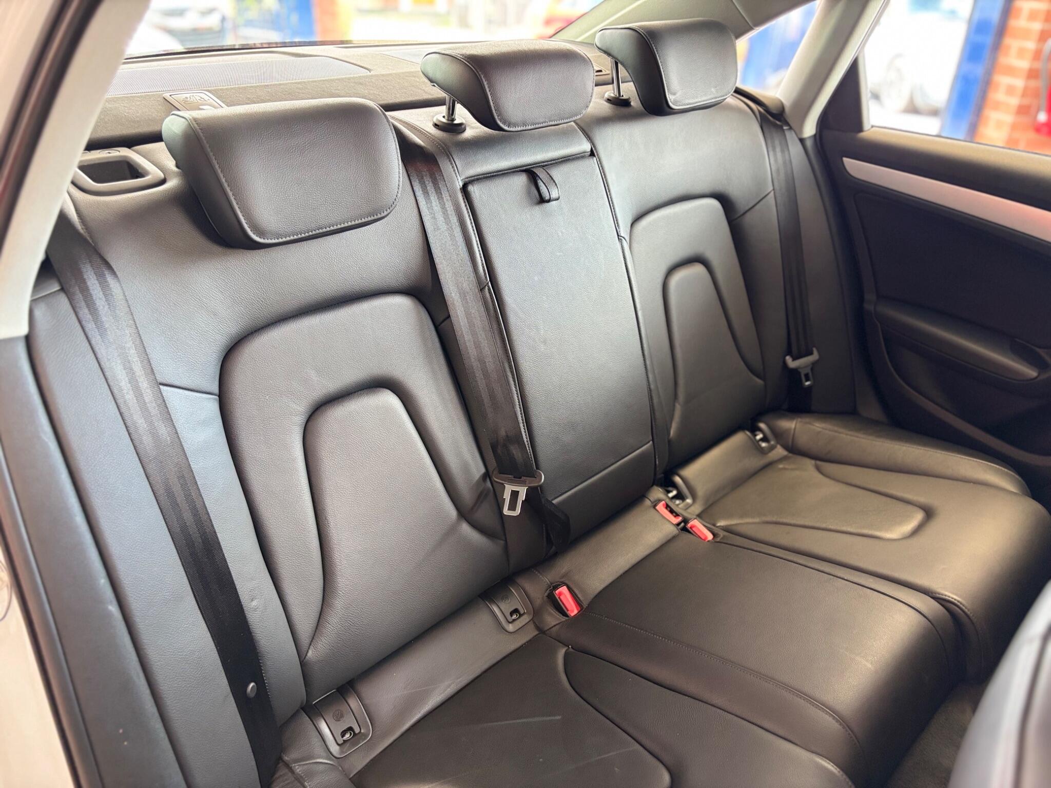 Audi A4 view 12
