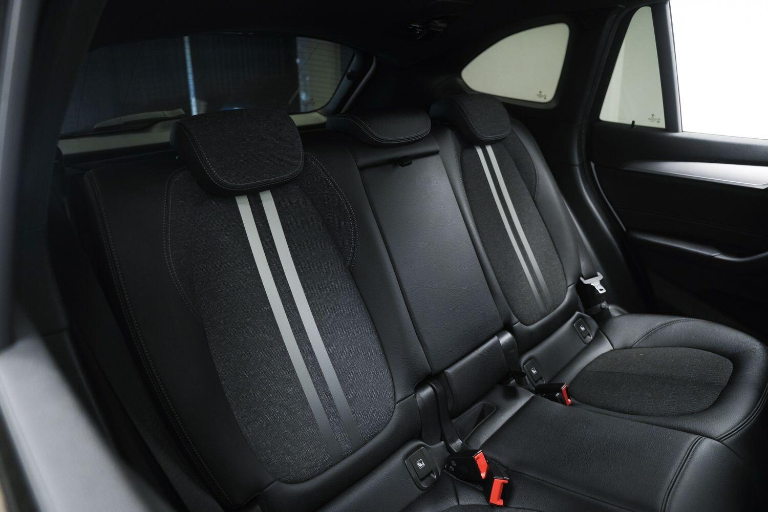 BMW X1 view 13