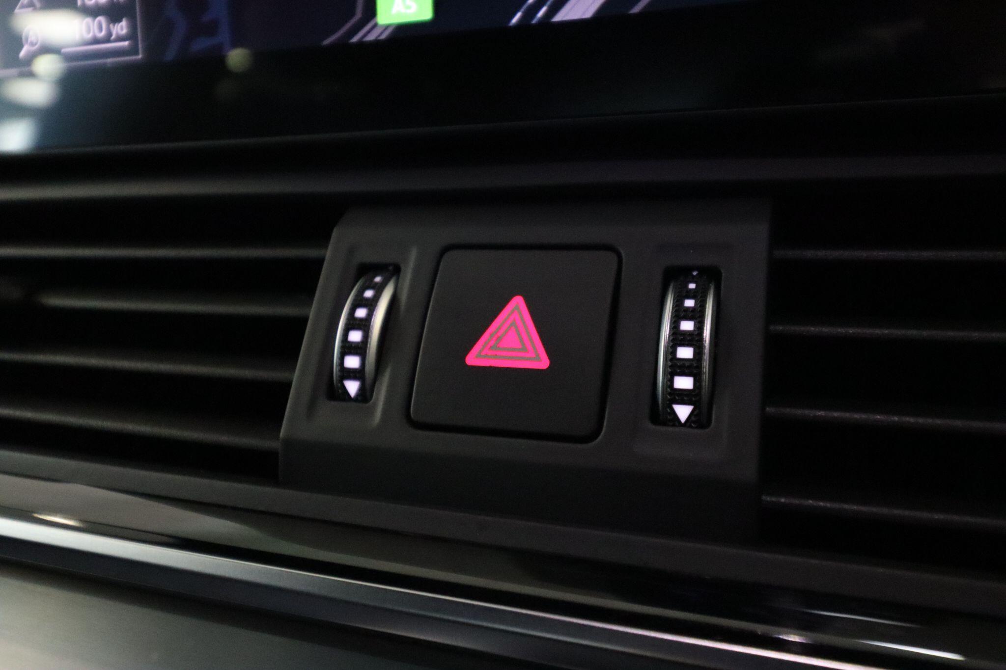 Audi Q5 view 22