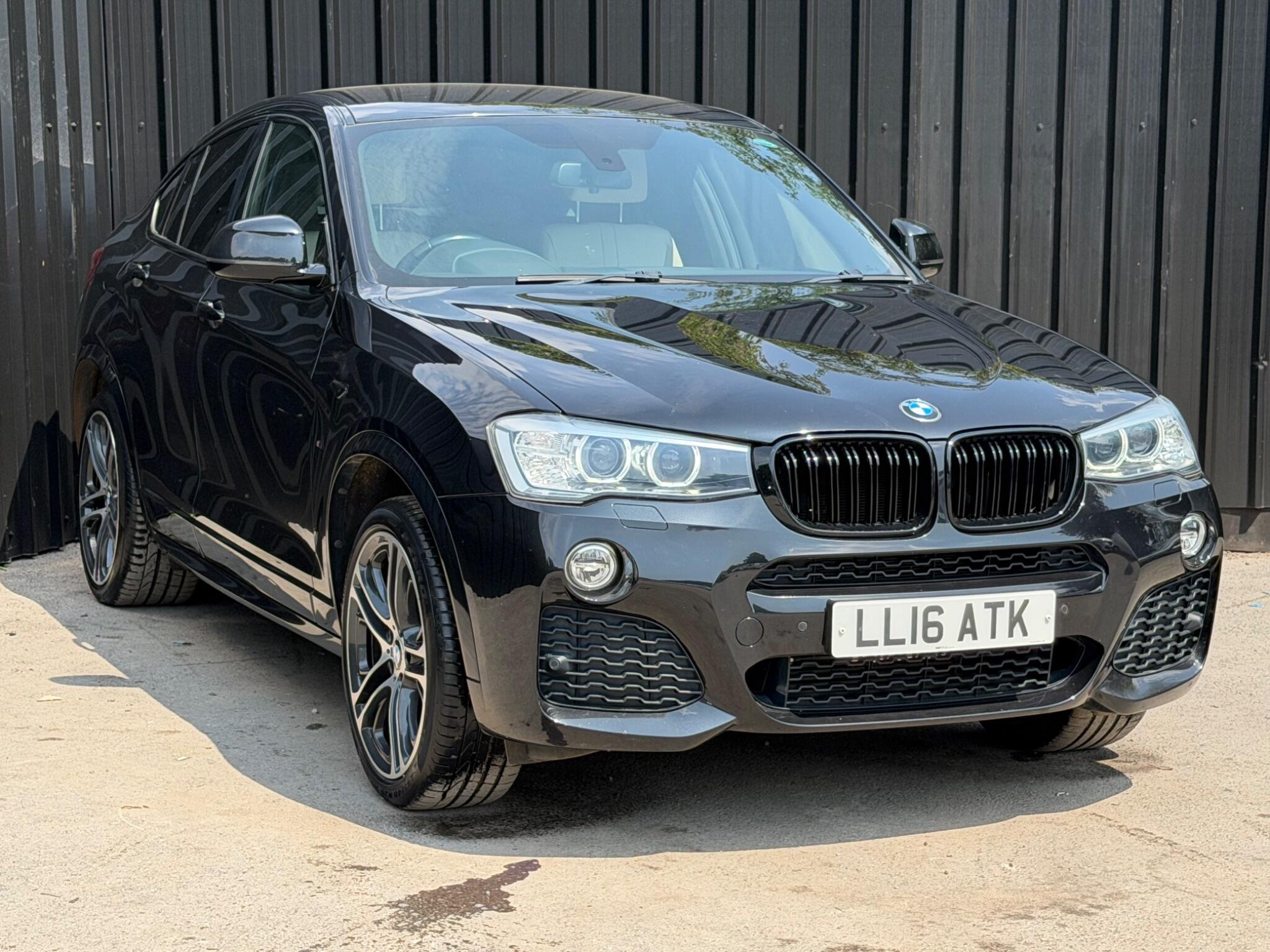 BMW X4 view 15