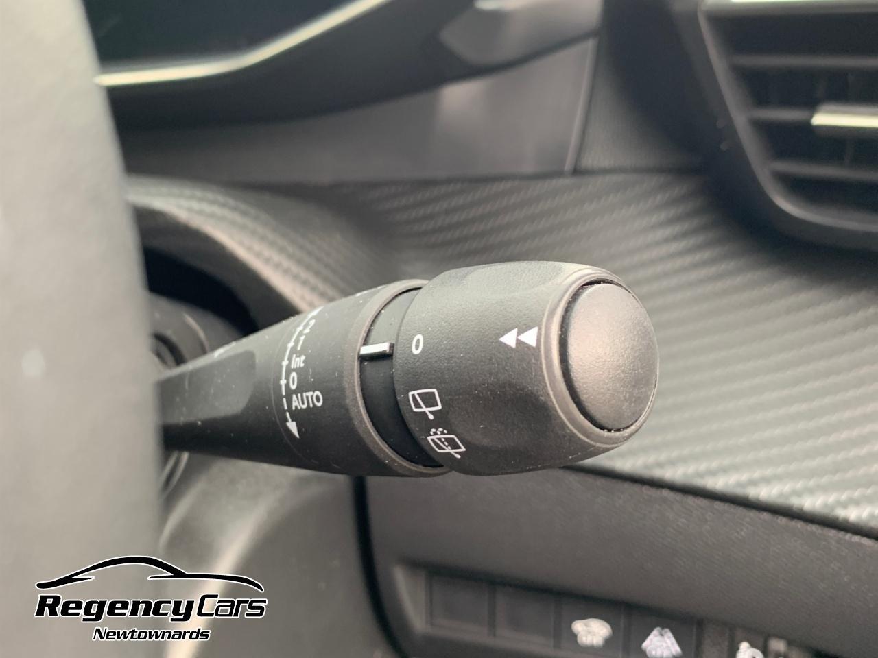 Peugeot 2008 view 21