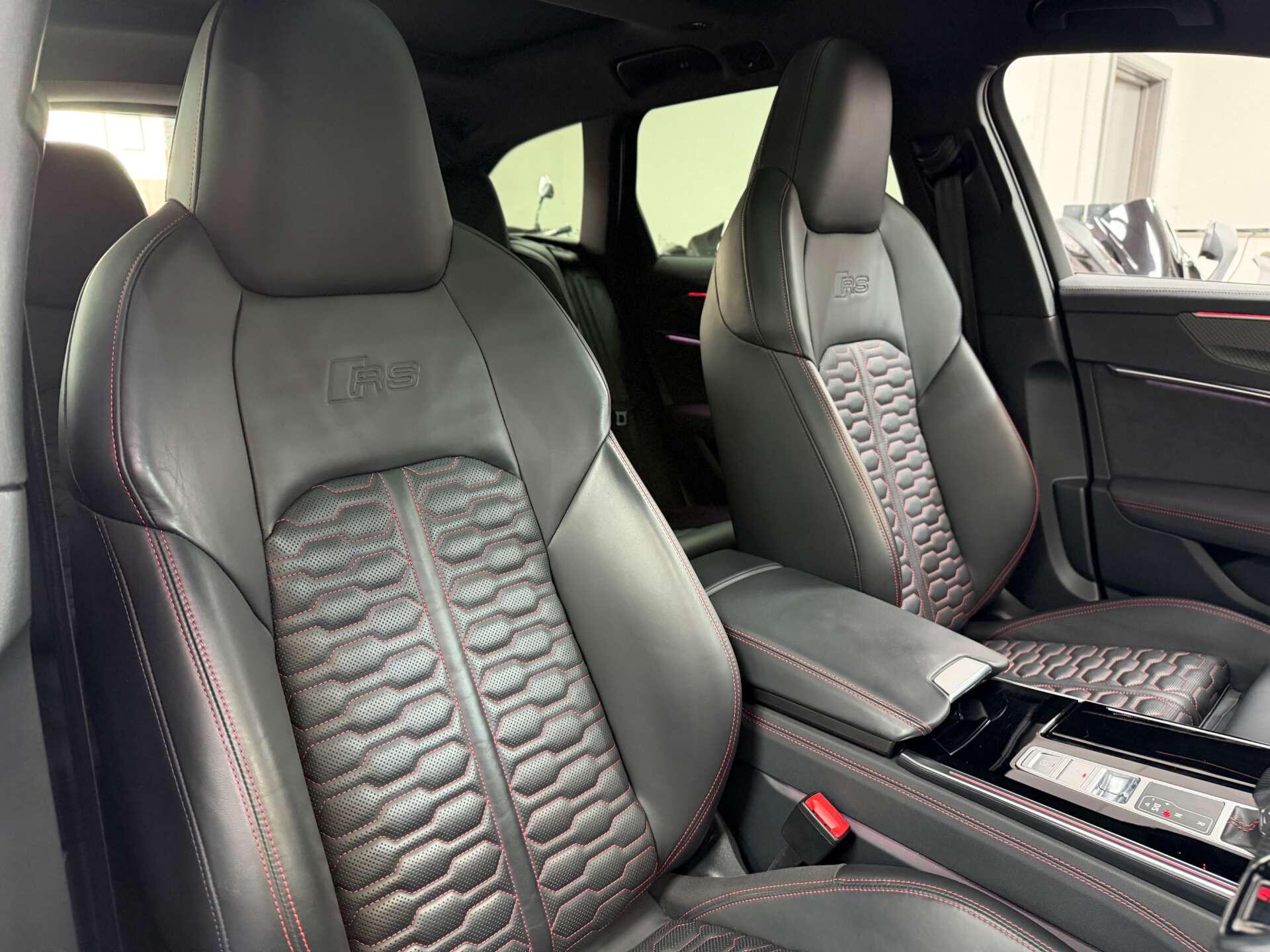 Audi RS6 view 6