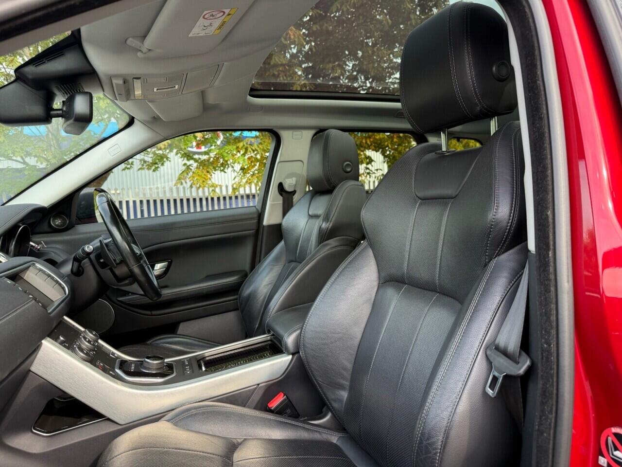 Land Rover Range Rover Evoque view 10