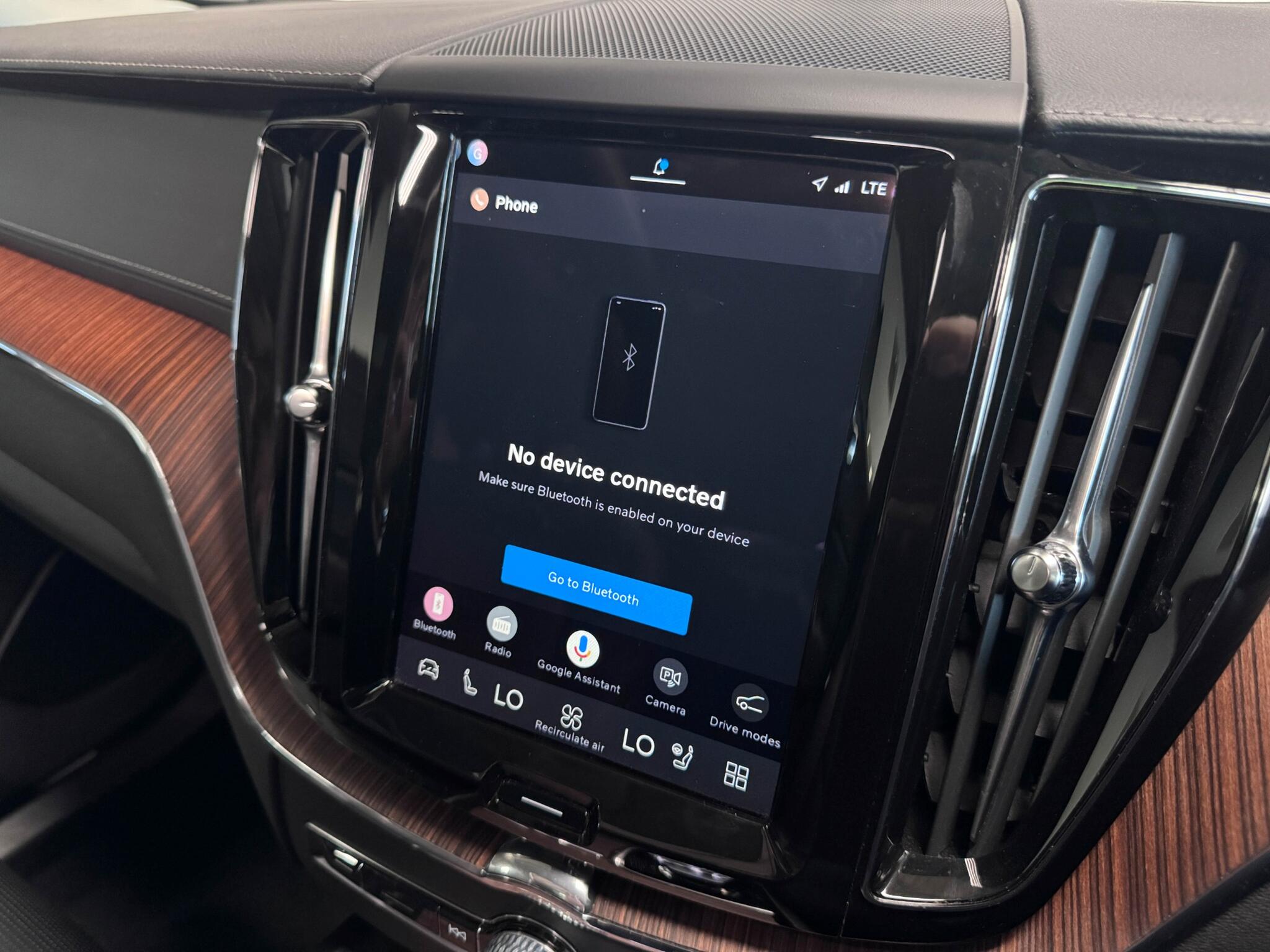 Volvo XC60 view 43