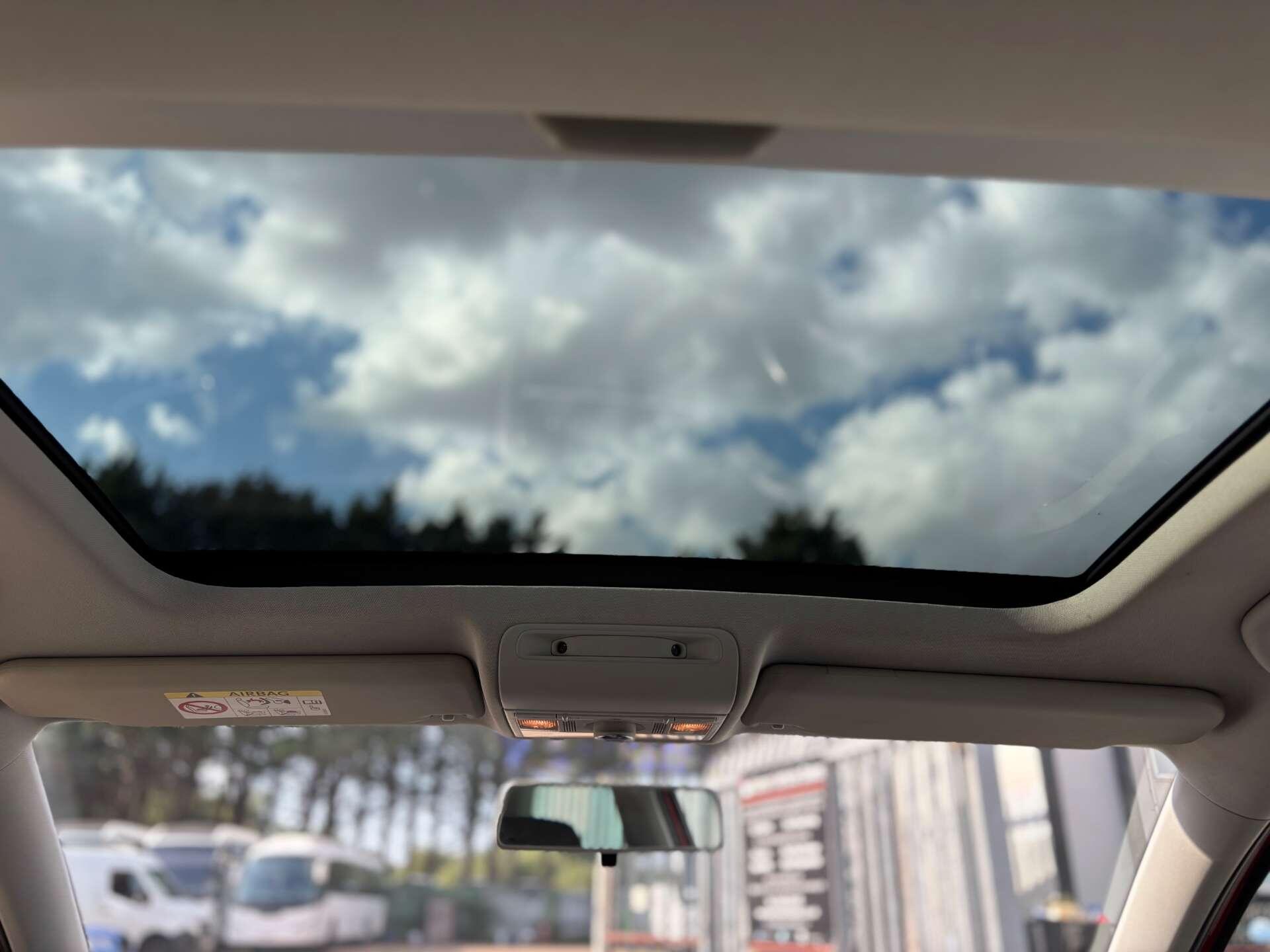 Volkswagen Polo view 52