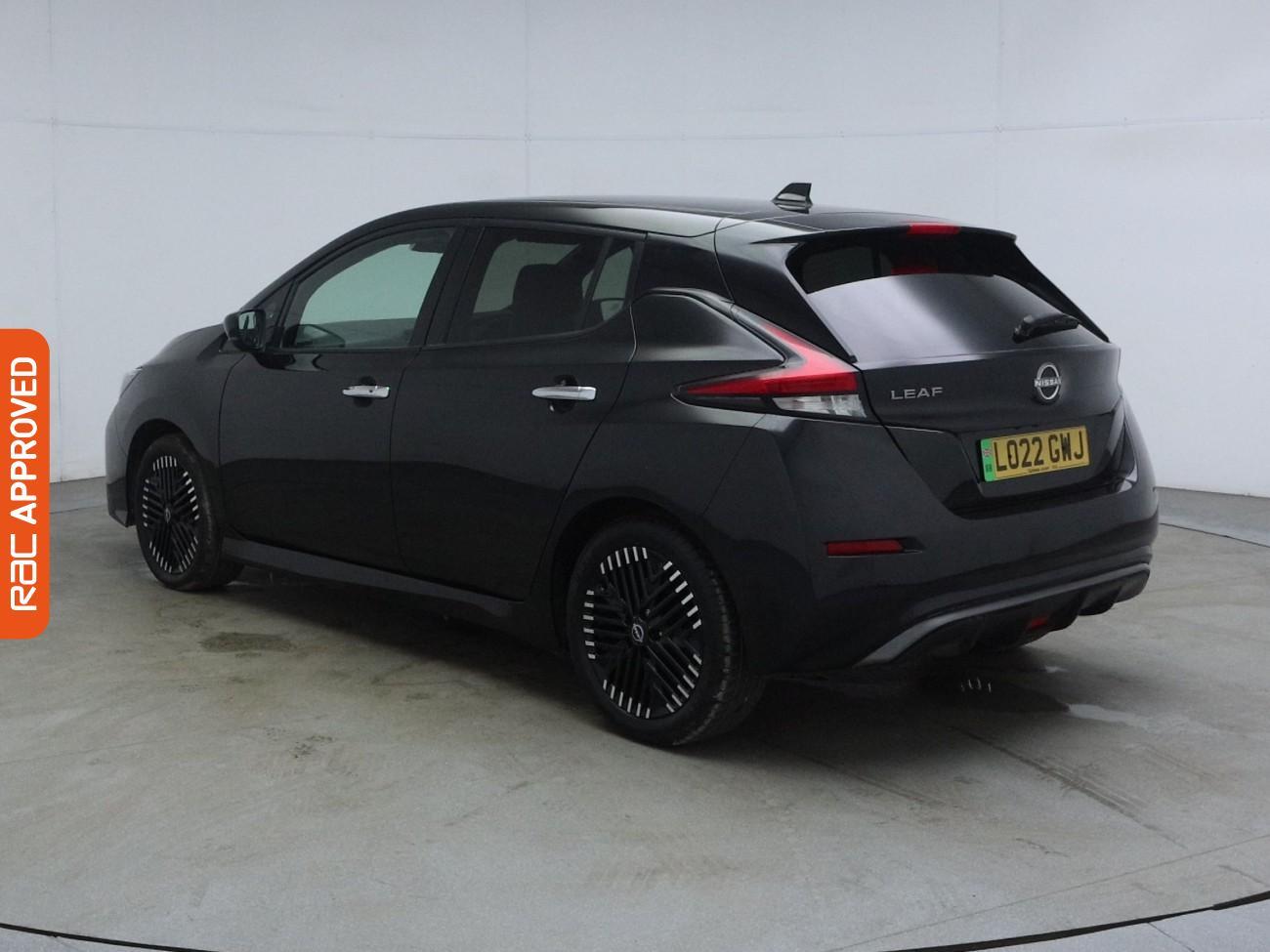 Nissan Leaf view 5