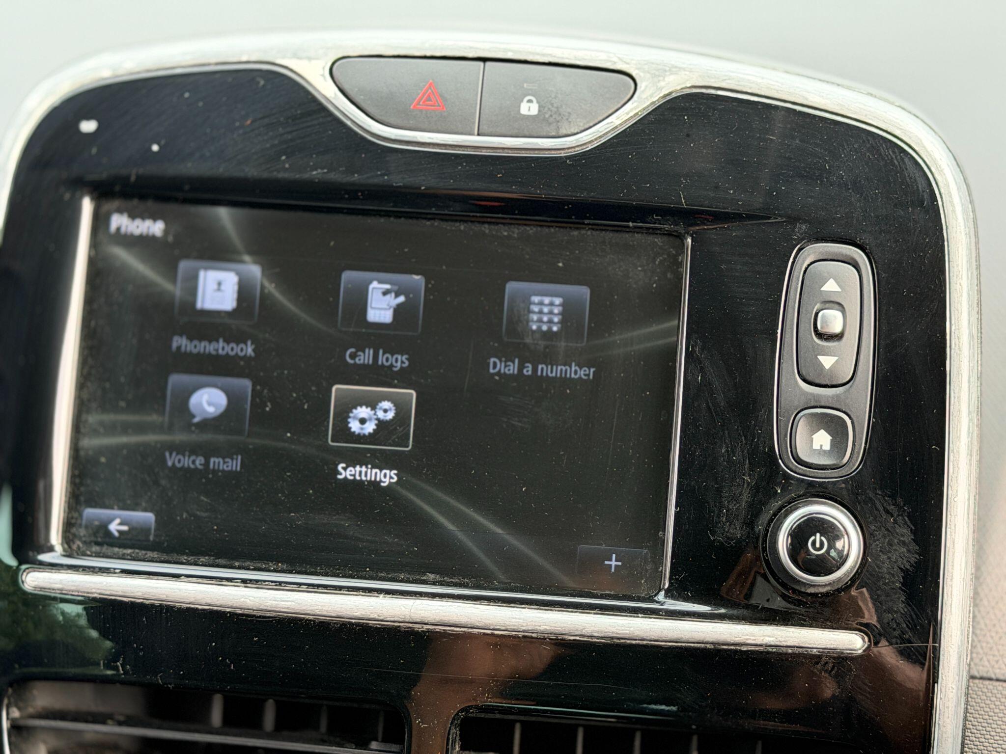Renault Clio view 46