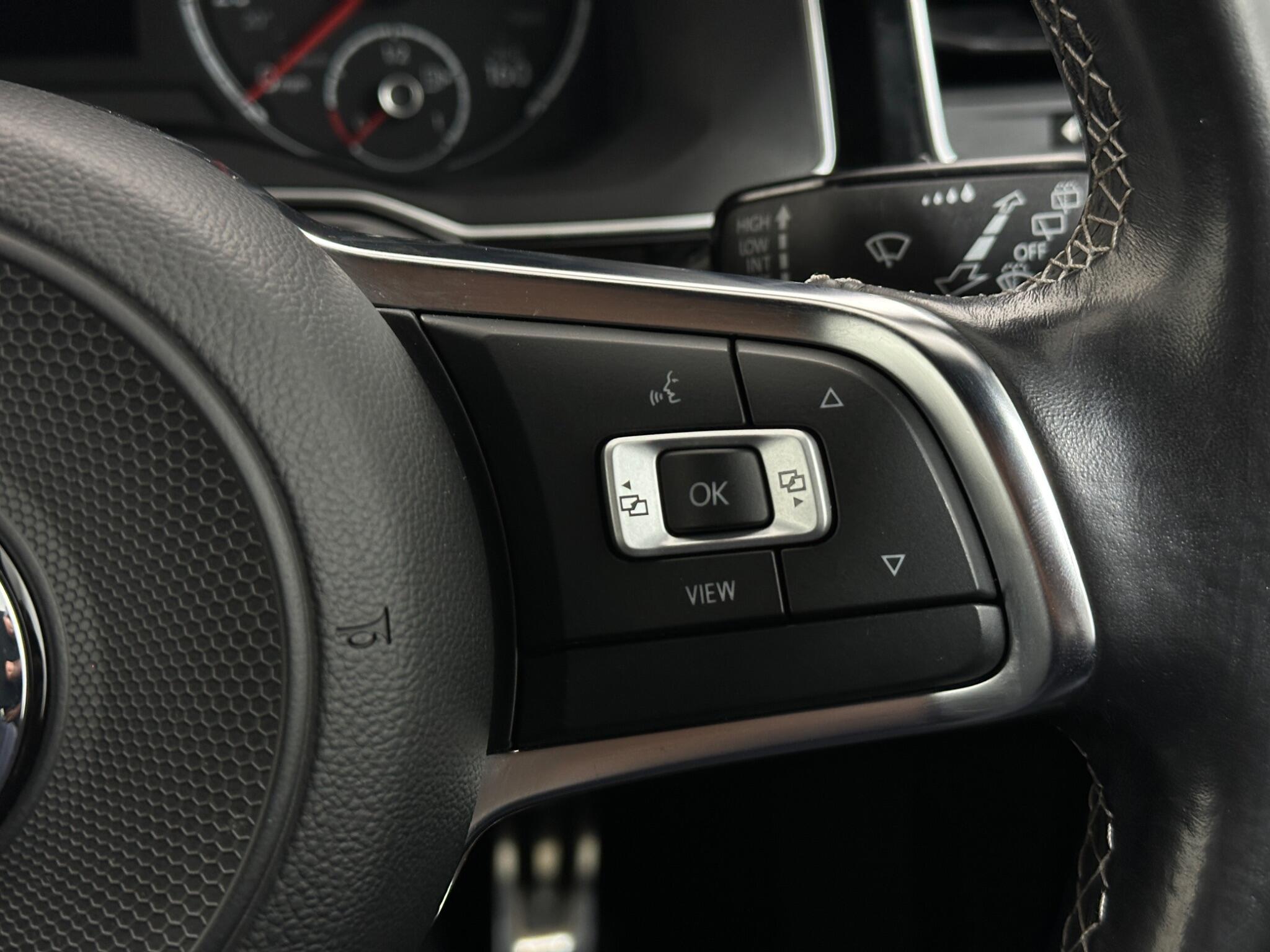 Volkswagen Polo view 16