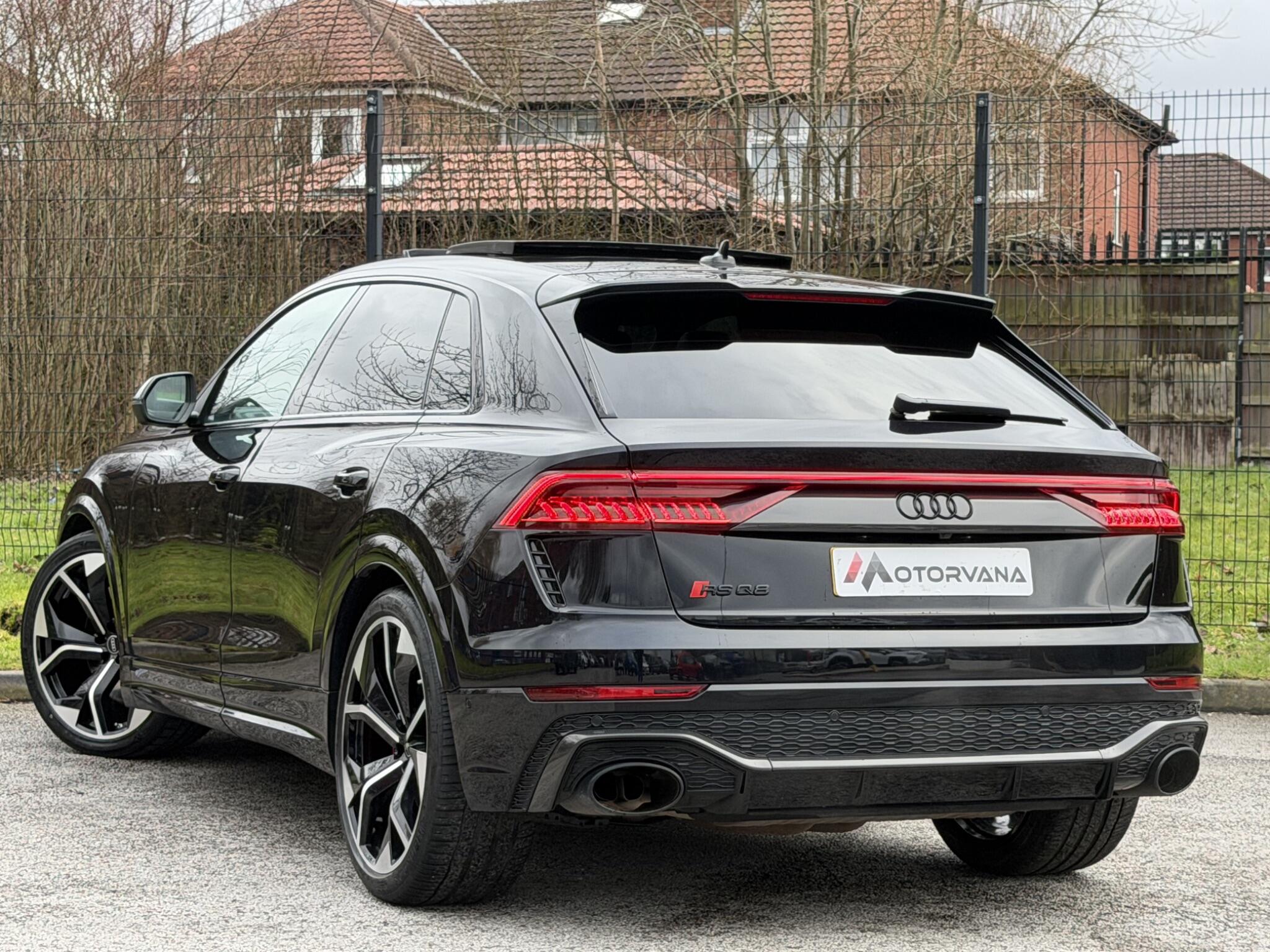 Audi Audi RSQ8 view 12