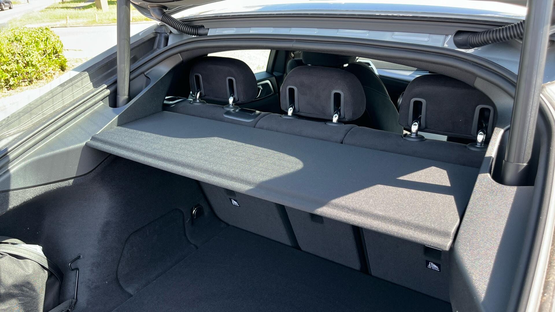 BMW i4 view 31