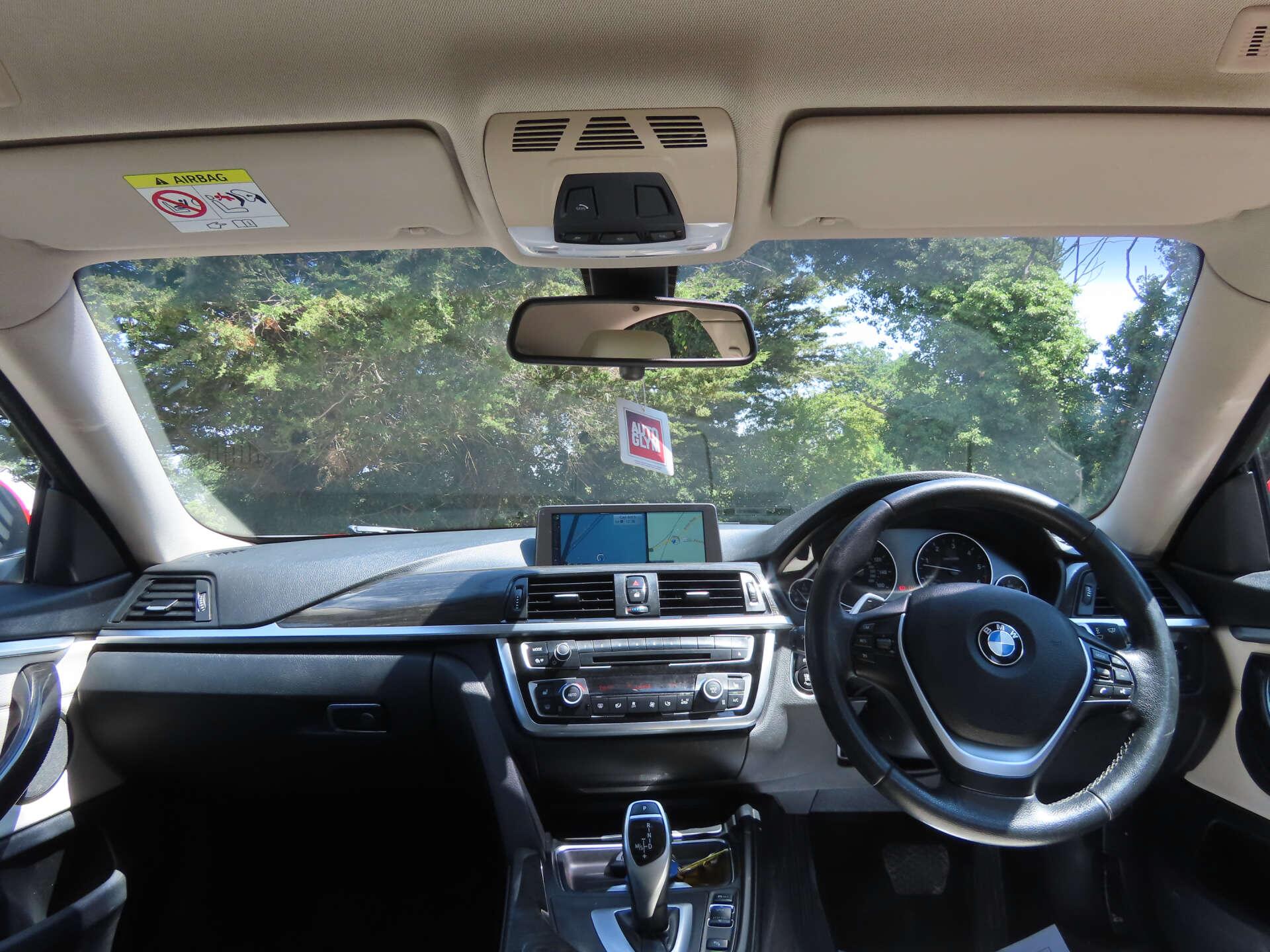 BMW 4 Series view 8