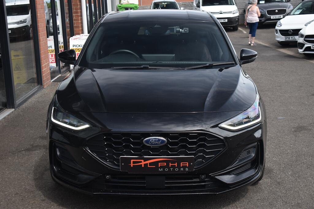 Ford Focus view 3