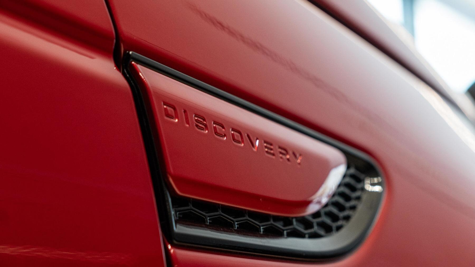 Land Rover Discovery Sport view 51