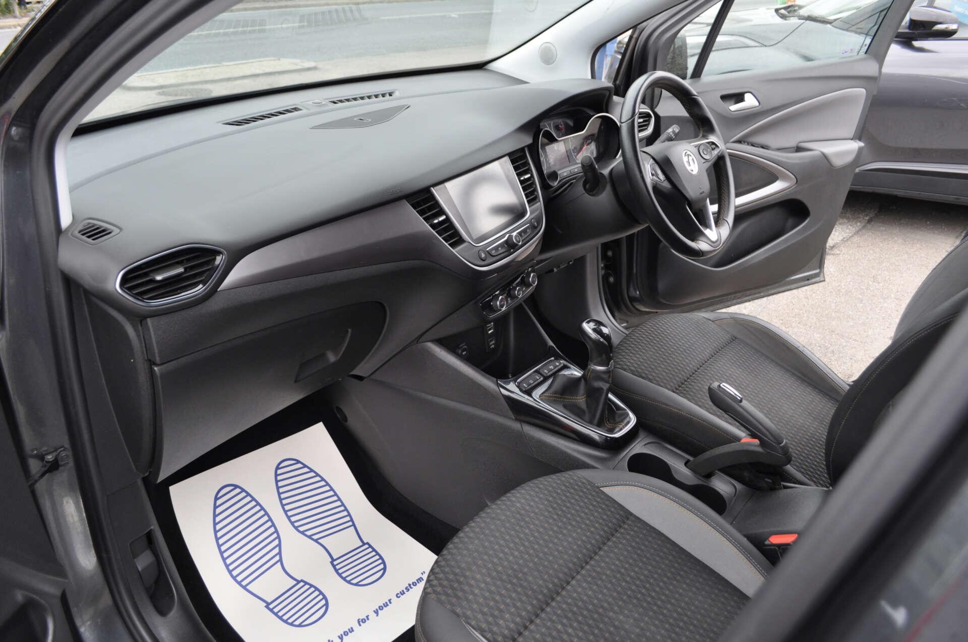 Vauxhall Crossland X view 19
