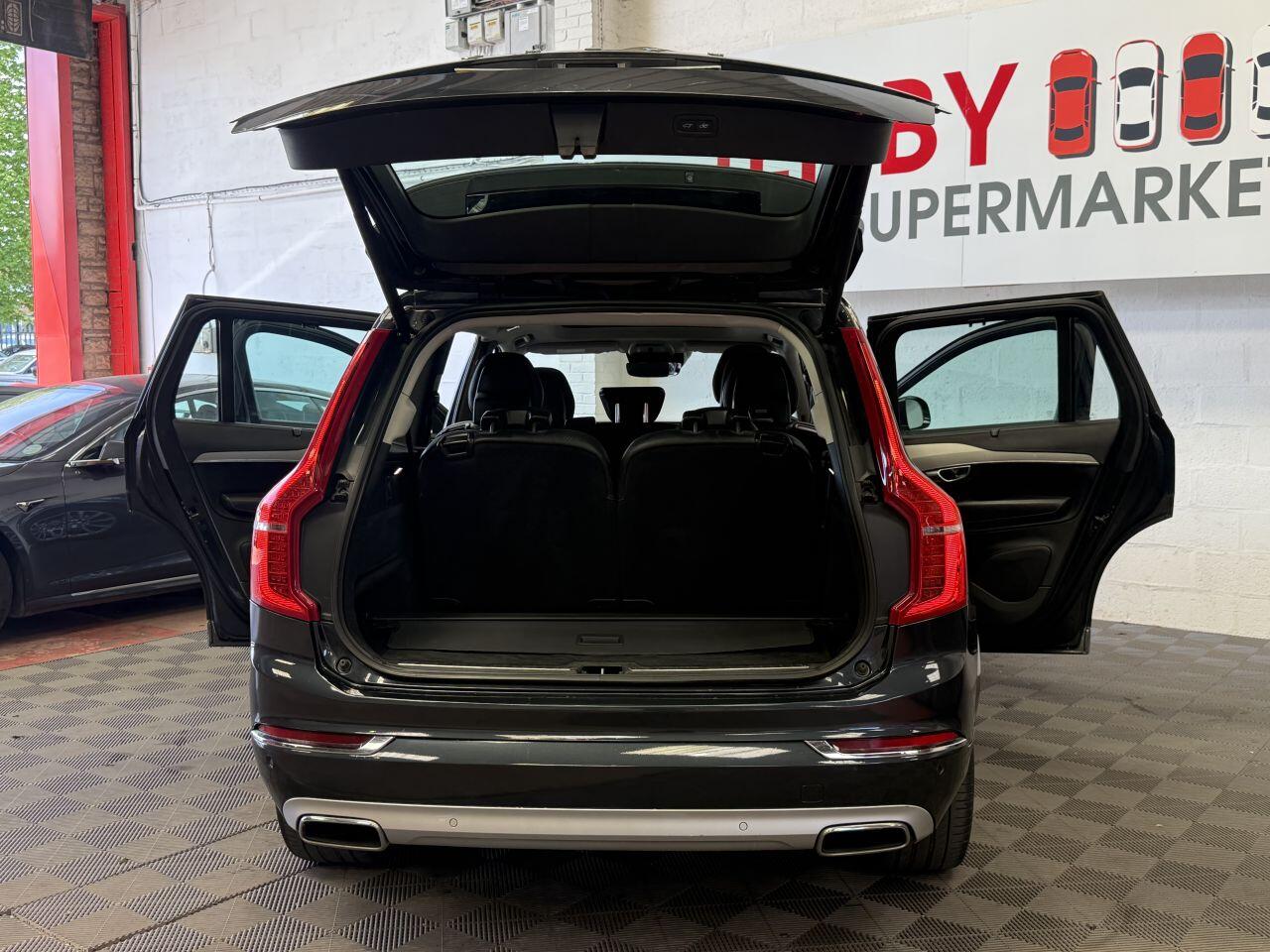 Volvo XC90 view 15