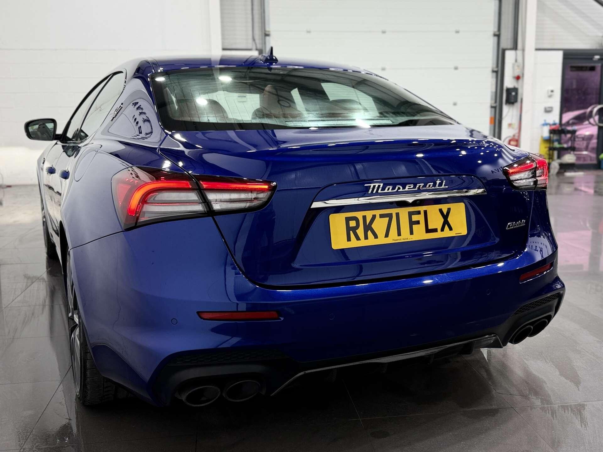 Maserati Ghibli view 8