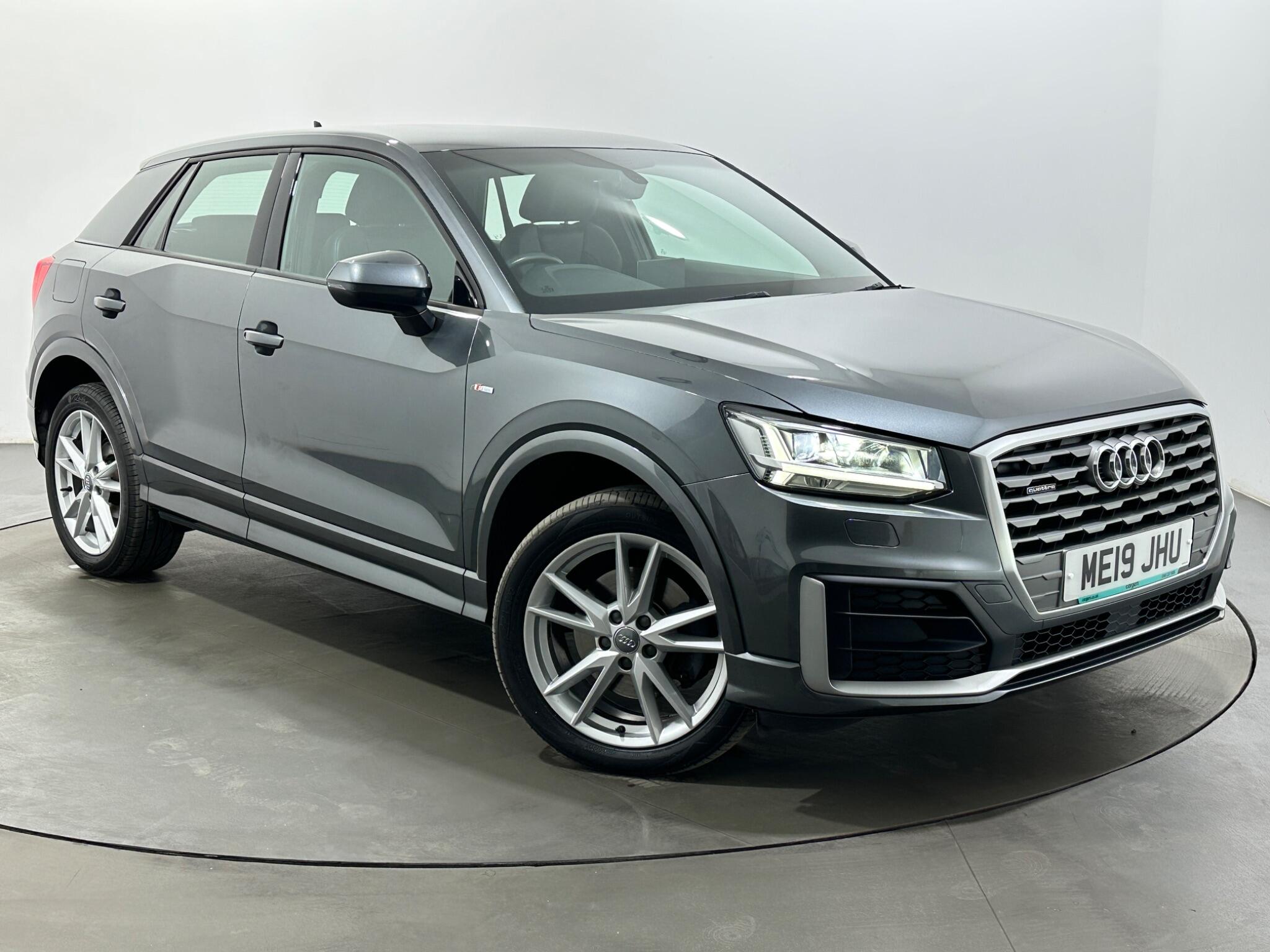 Audi Q2 view 55