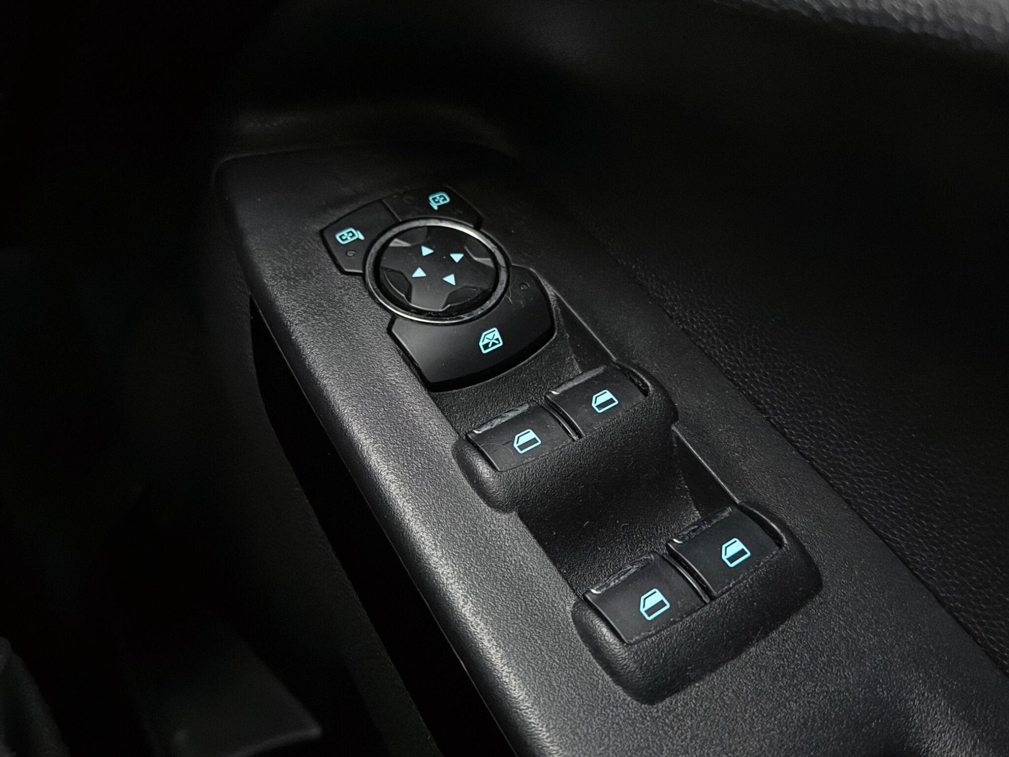 Ford Ecosport view 24