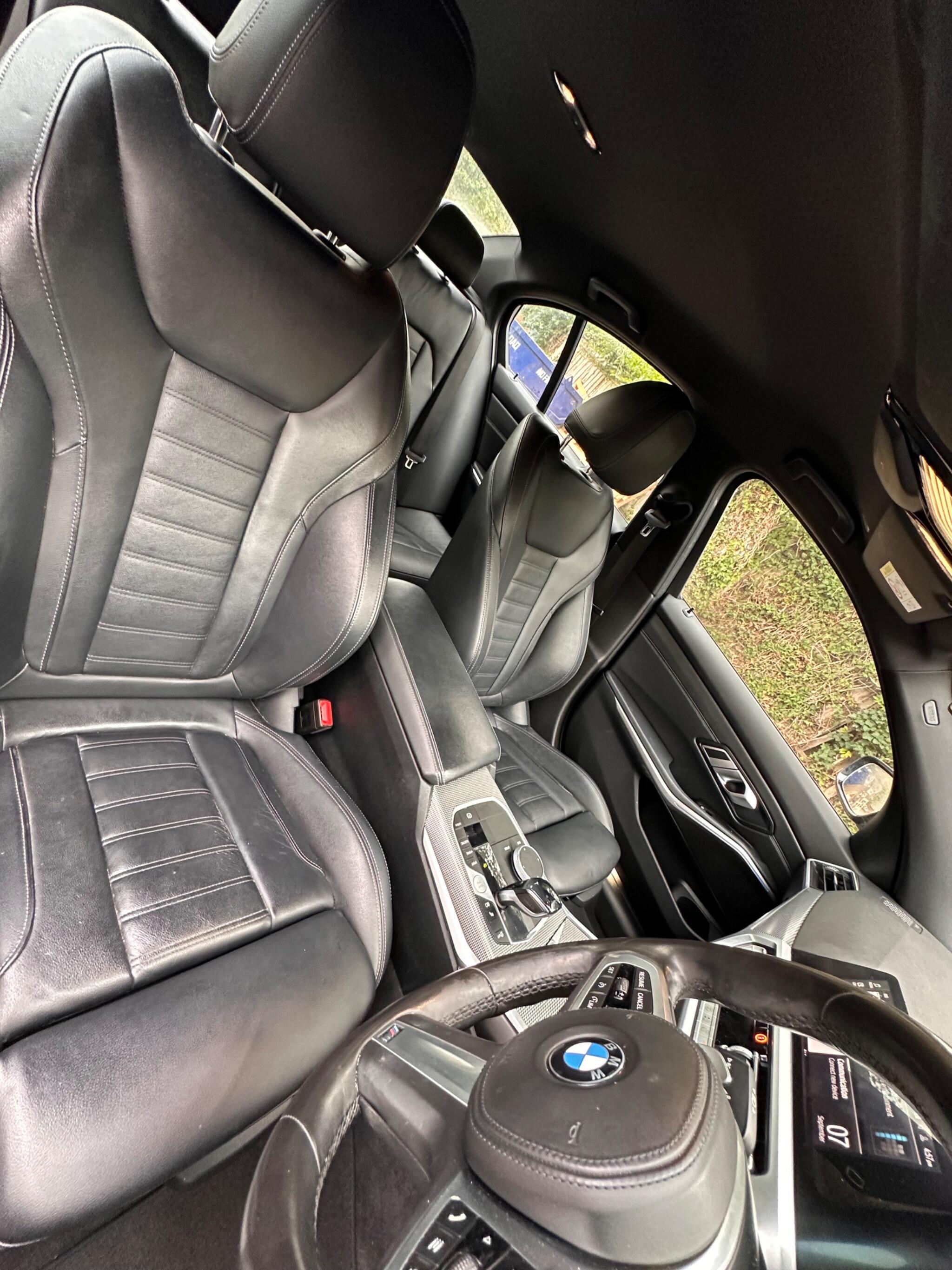 BMW 3 Series view 18