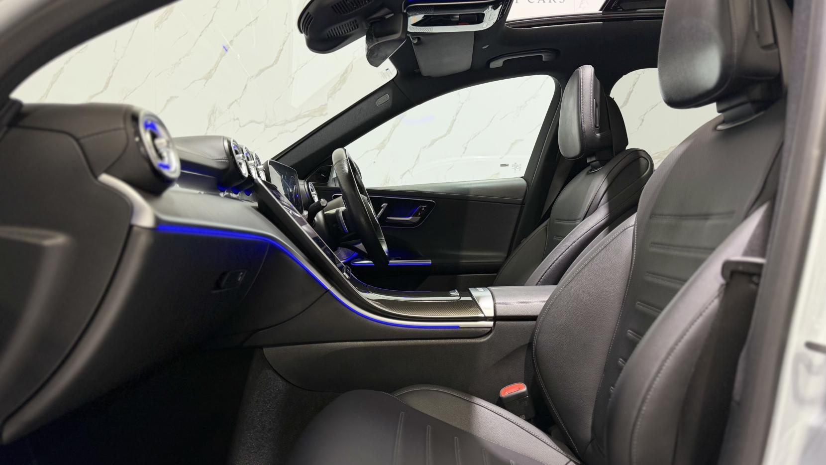 Mercedes-Benz C-Class view 8