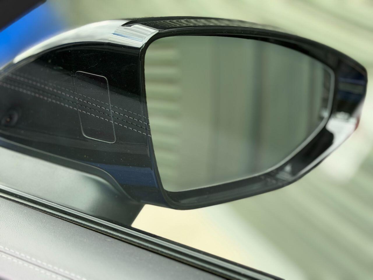 Audi RS6 Avant view 47